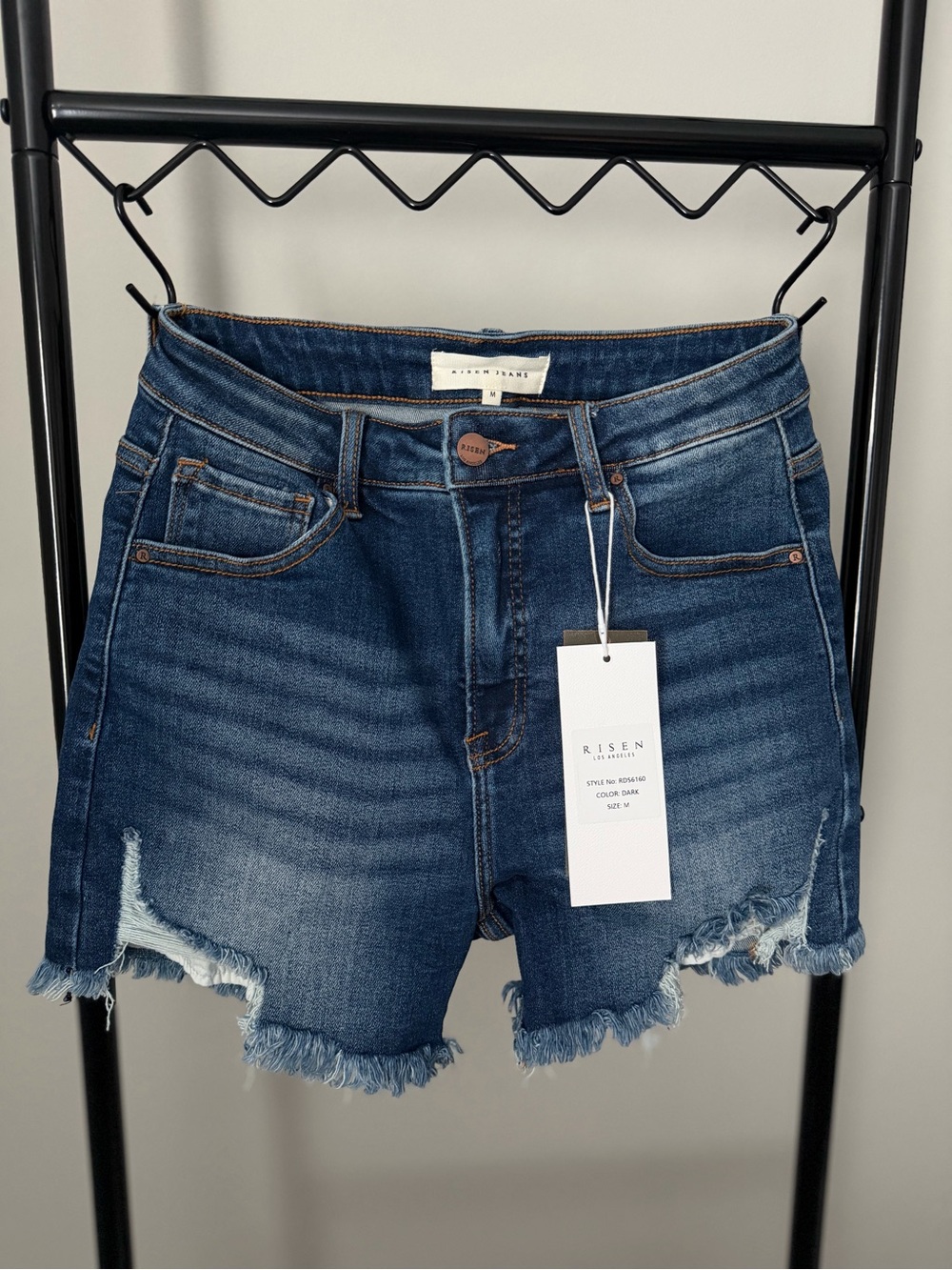 Risen High Rise Distressed Frayed Hem Stretch Denim Shorts Size M NWT